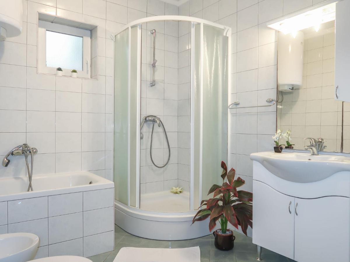 Apartment Manestar - Ckv221 By Interhome Dramalj Eksteriør bilde
